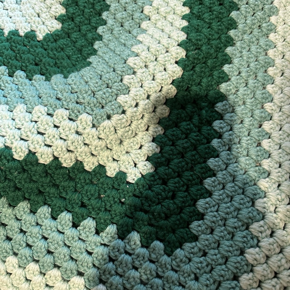 Vintage Large Crochet Granny‎ Blanket Teal White Green Mint Cottage 54x72 Inches - Picture 2 of 4